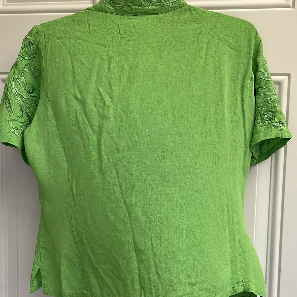 Worn once beautiful Lime Green Blouse by Together! Size 8 - Picture 3 of 16